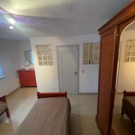 Azulodge Asse Екстер'єр фото